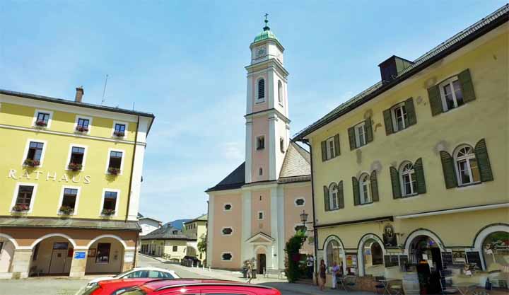 Rathaus in het centrum van Berchtesgaden