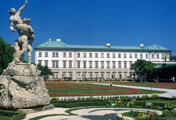 Salzburg Schloss Mirabell